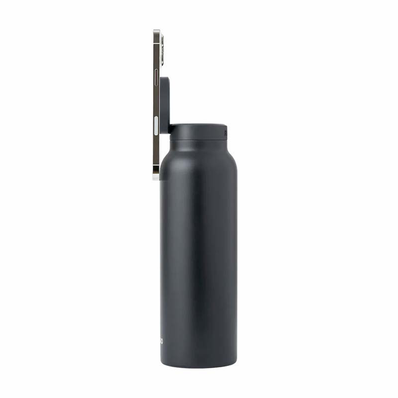 Ringo waterbottle with MagSafe-ring as phone holder 700 ml black